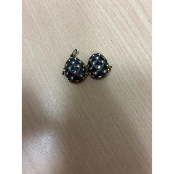 Ring - Picture 4 of 7